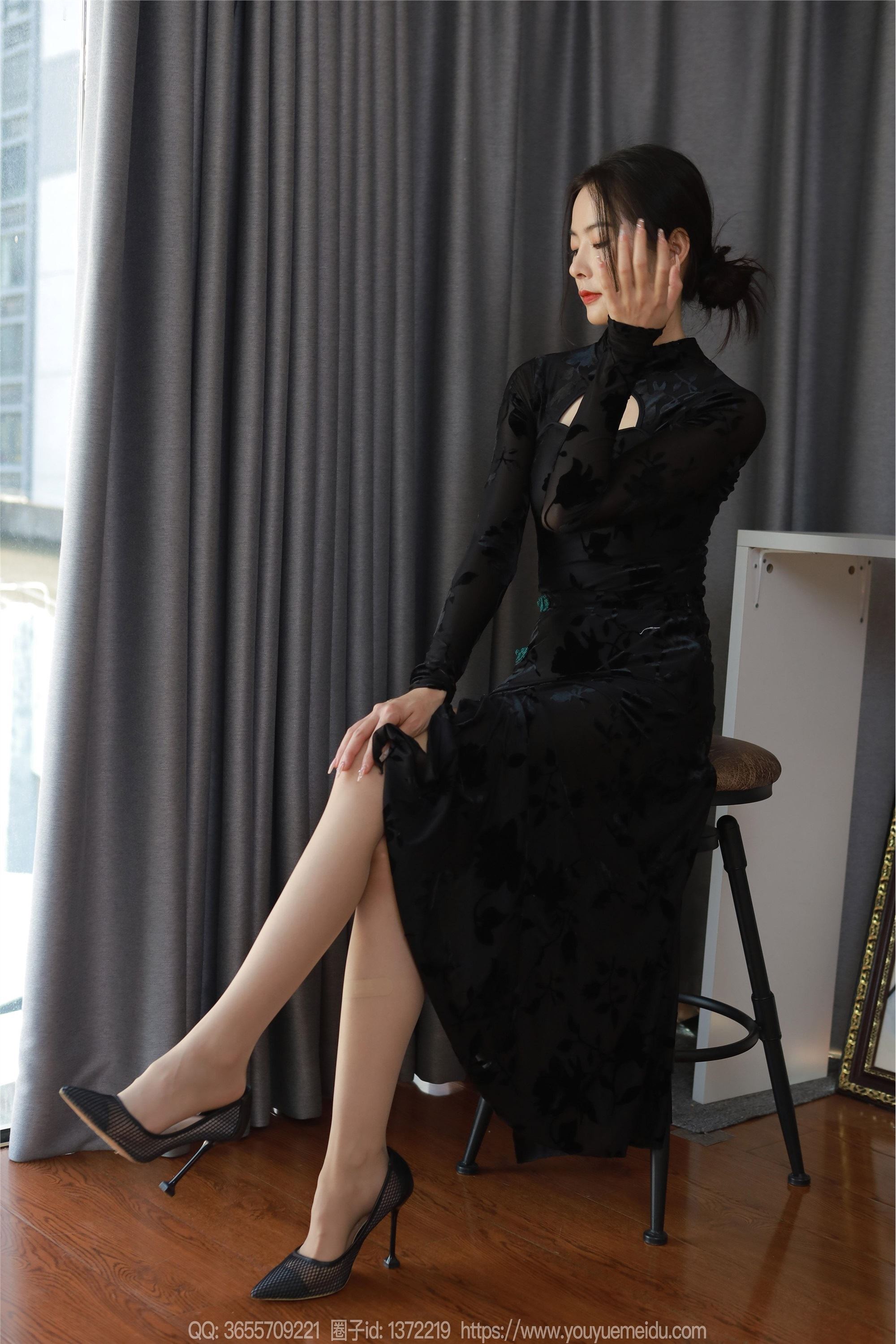 IESS异思趣向  2024.04.10 丝享家 1712 小金《高叉旗袍》